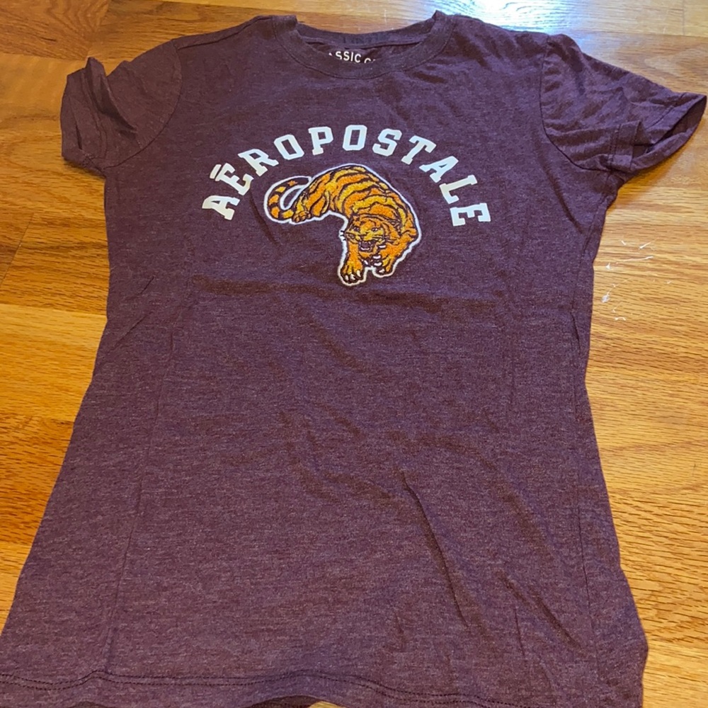 Aeropostale tiger t shirt cap sleeve free with $10